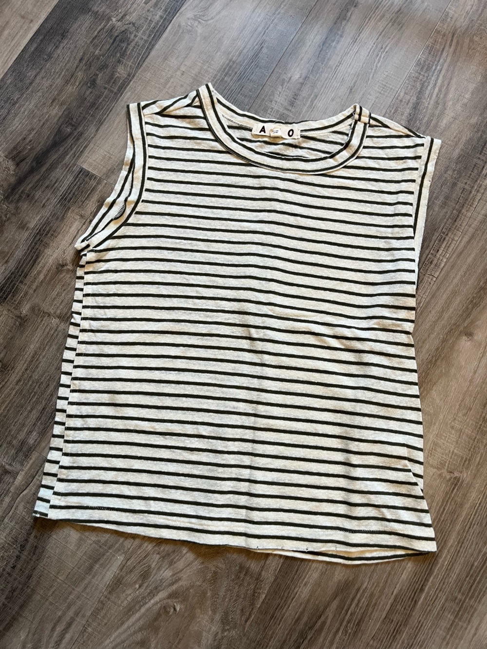 Amo women’s cotton linen tank xs